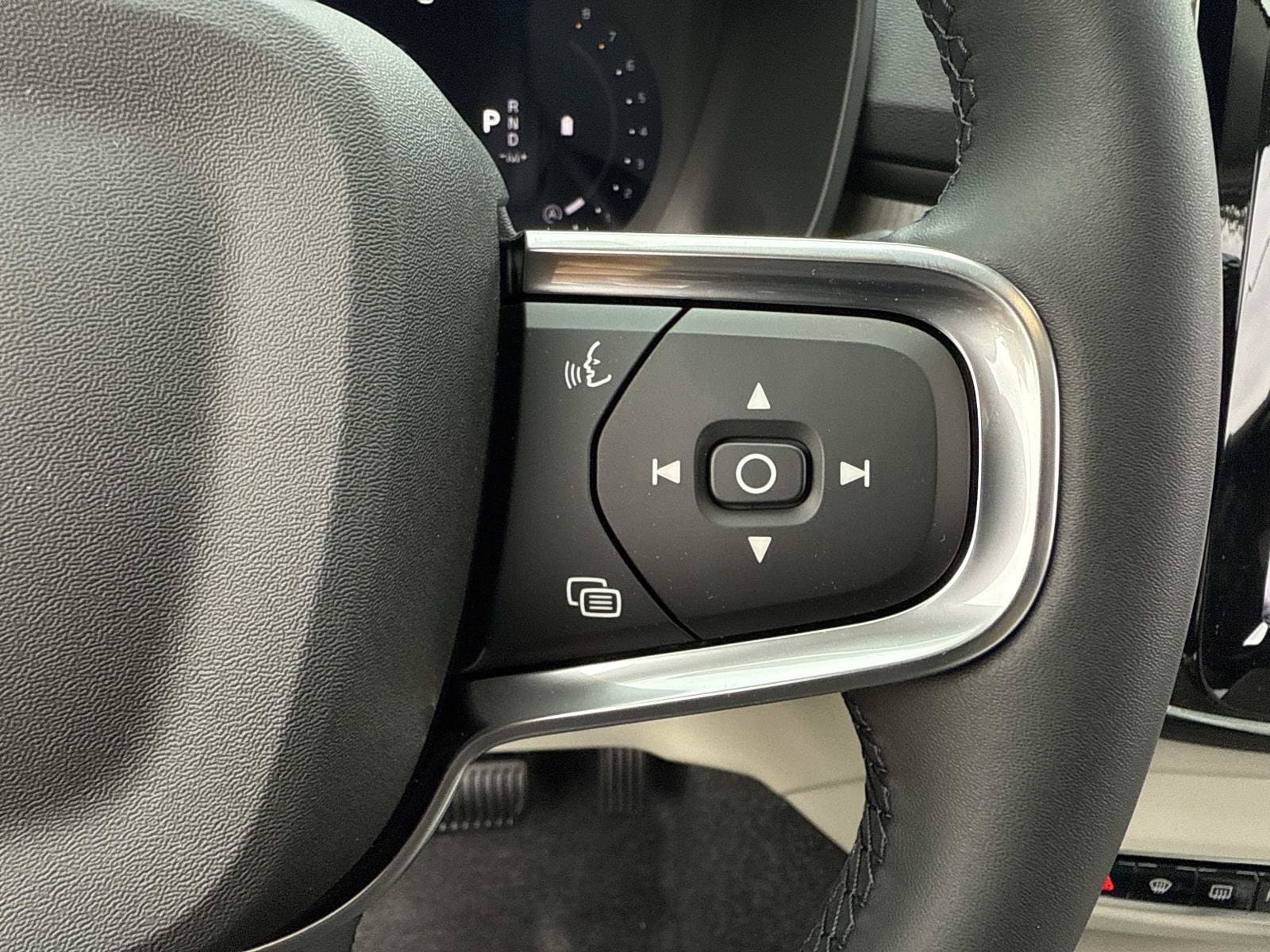 2026 Volvo XC40 Ultra - Photo 33
