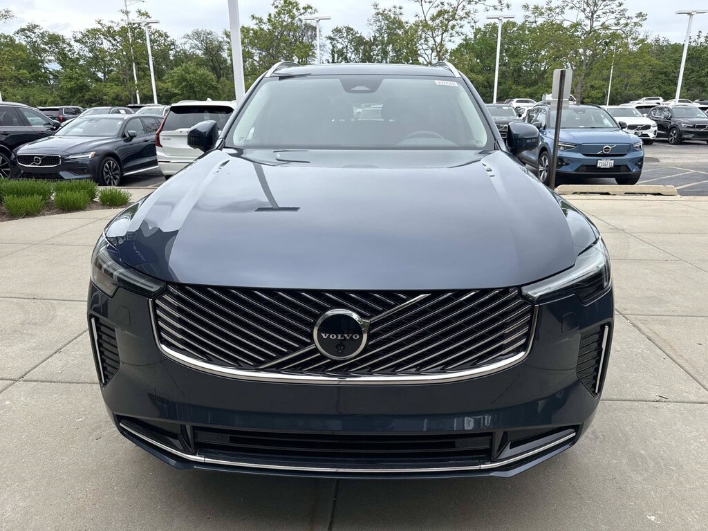 New 2026 Volvo XC90 B6 Plus 7-Seater SUV