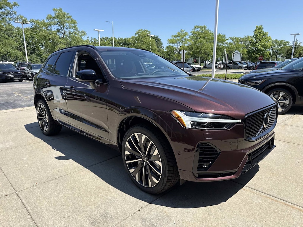 New 2026 Volvo XC60 plug-in hybrid T8 Ultra SUV