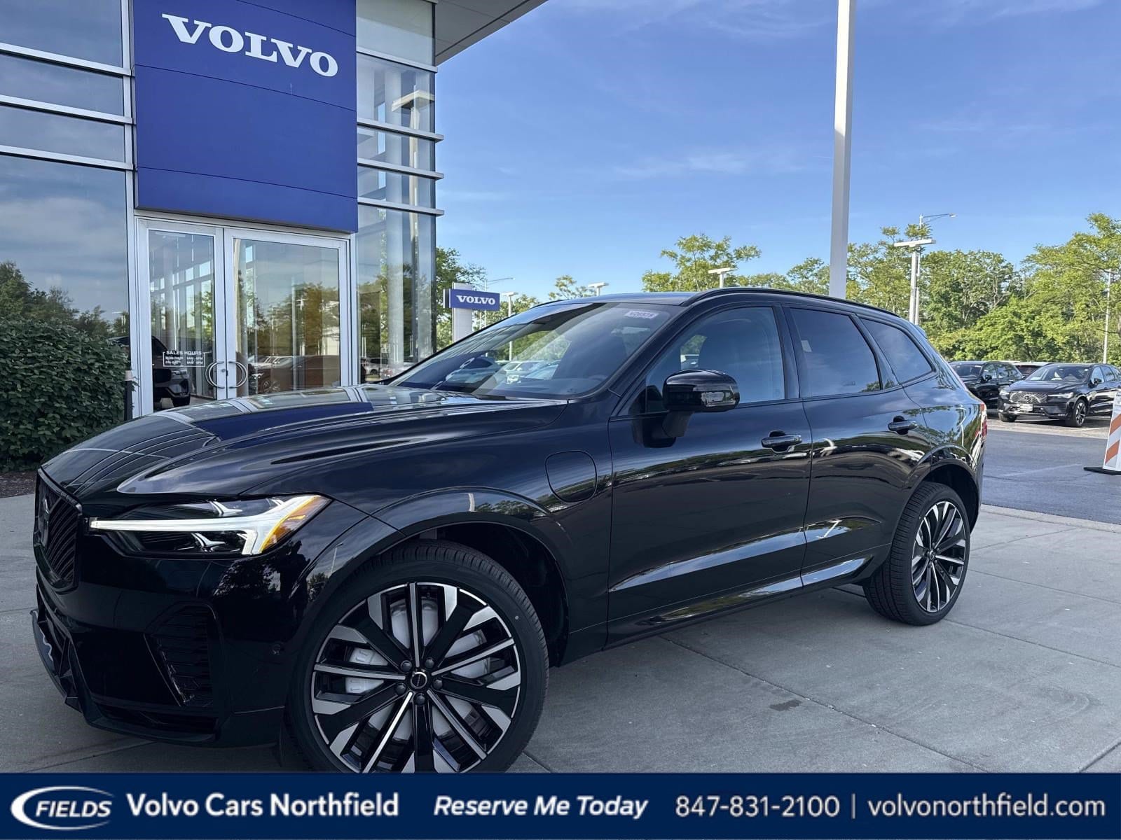2026 Volvo XC60 T8 Ultra Dark AWD's photo
