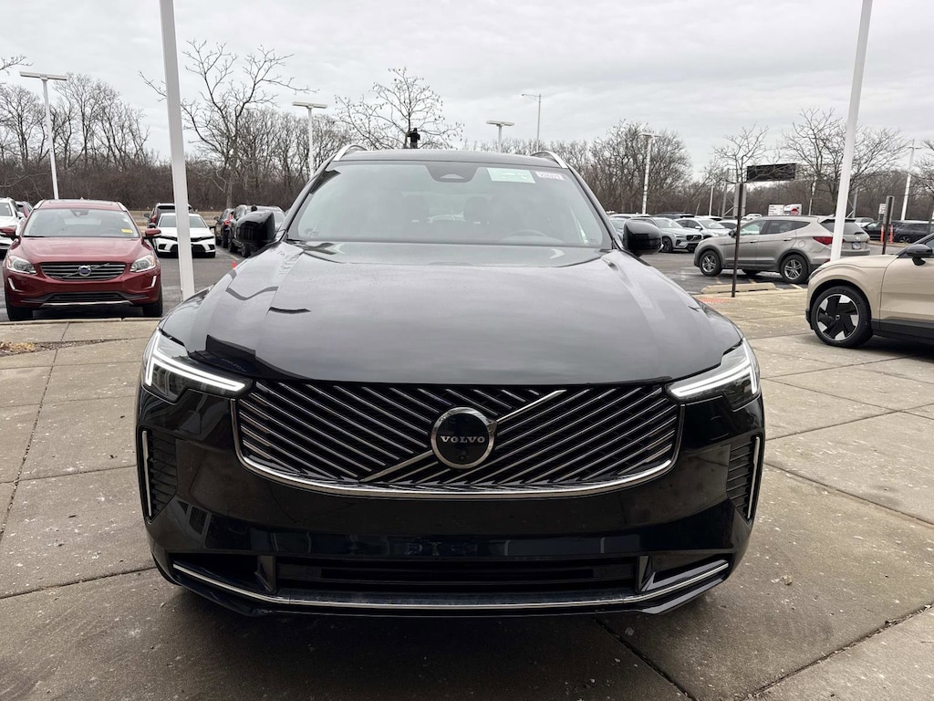 New 2026 Volvo XC90 plug-in hybrid T8 Plus 7-Seater SUV