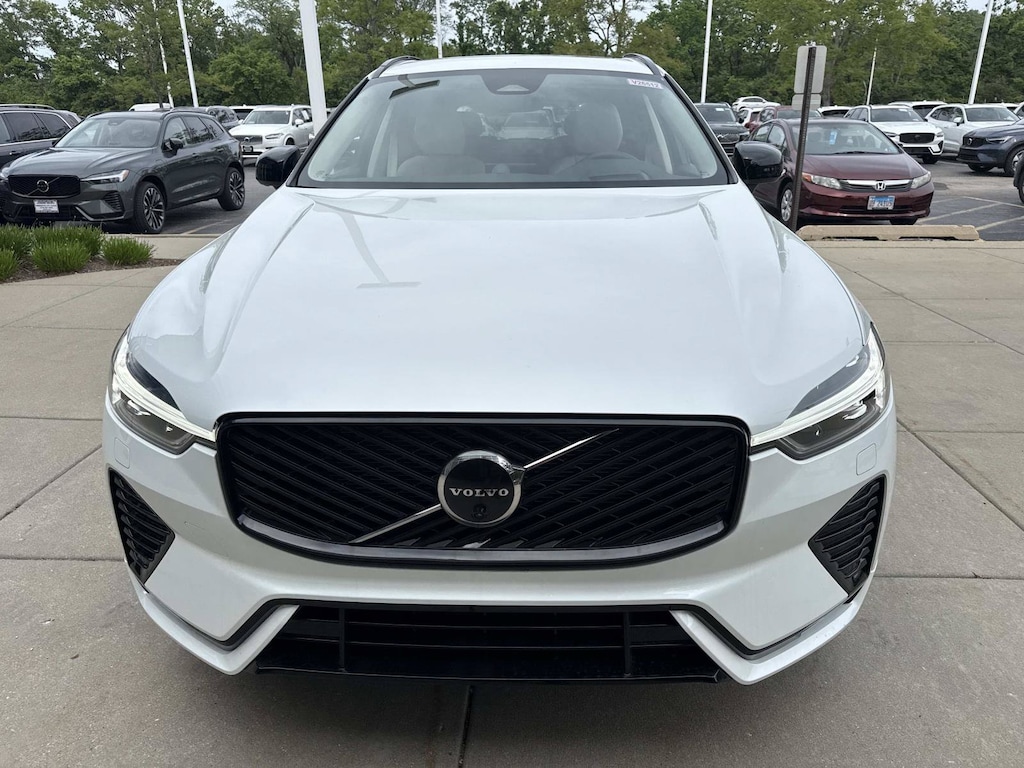 New 2026 Volvo XC60 B5 Ultra SUV
