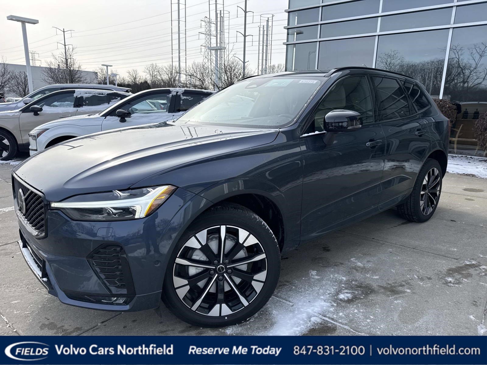 2026 Volvo XC60 Plus's photo