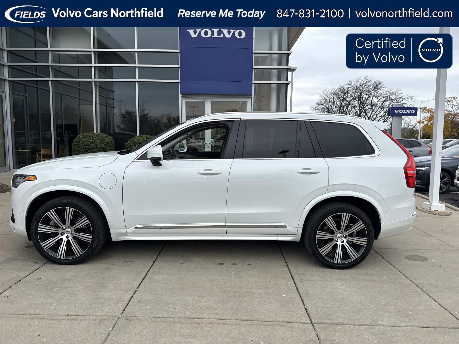 Certified 2024 Volvo XC90 plug-in hybrid T8 Plus Bright Theme 7 Passenger SUV