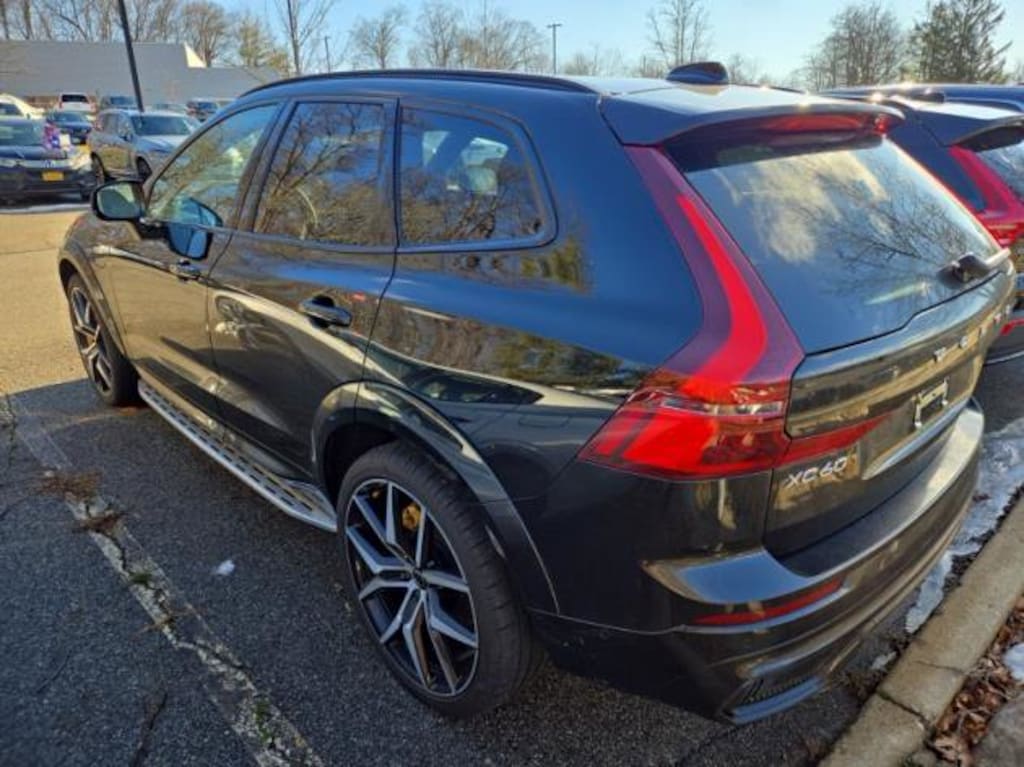 Used 2026 Volvo XC60 plug-in hybrid T8 Polestar Engineered SUV
