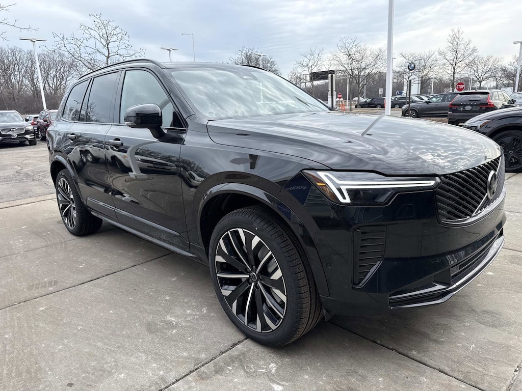New 2026 Volvo XC90 B6 Ultra Dark Theme 6-Seater SUV