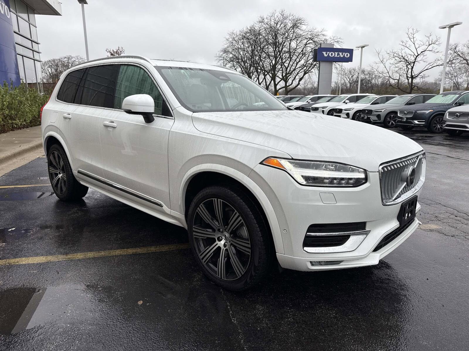 2024 Volvo XC90 Ultimate photo 2