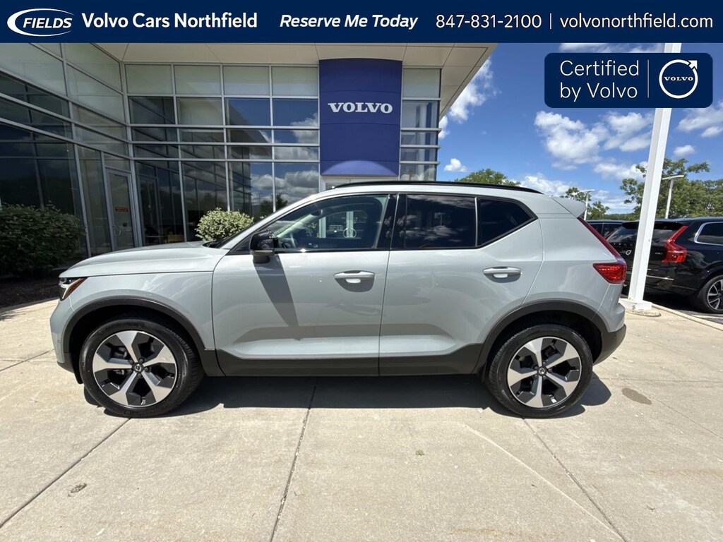Used 2024 Volvo XC40 B5 Plus Dark Theme SUV