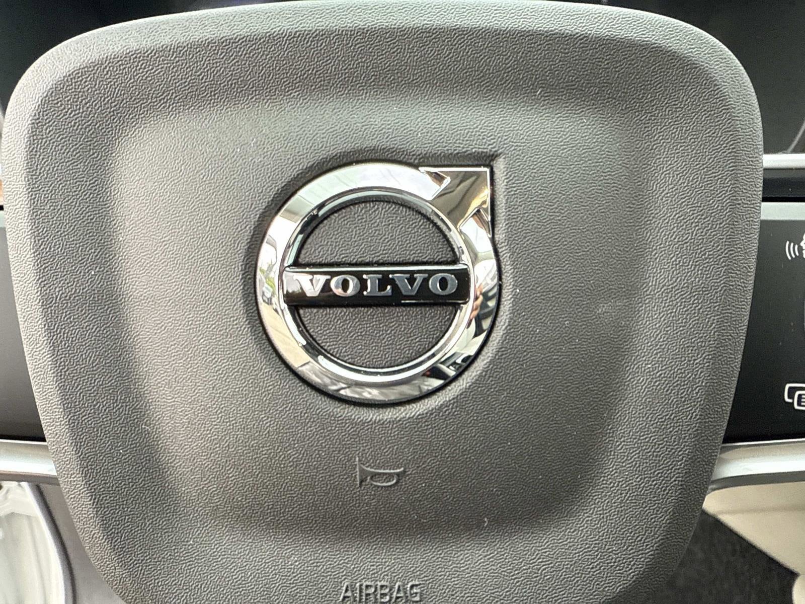 2026 Volvo XC40 Ultra - Photo 36