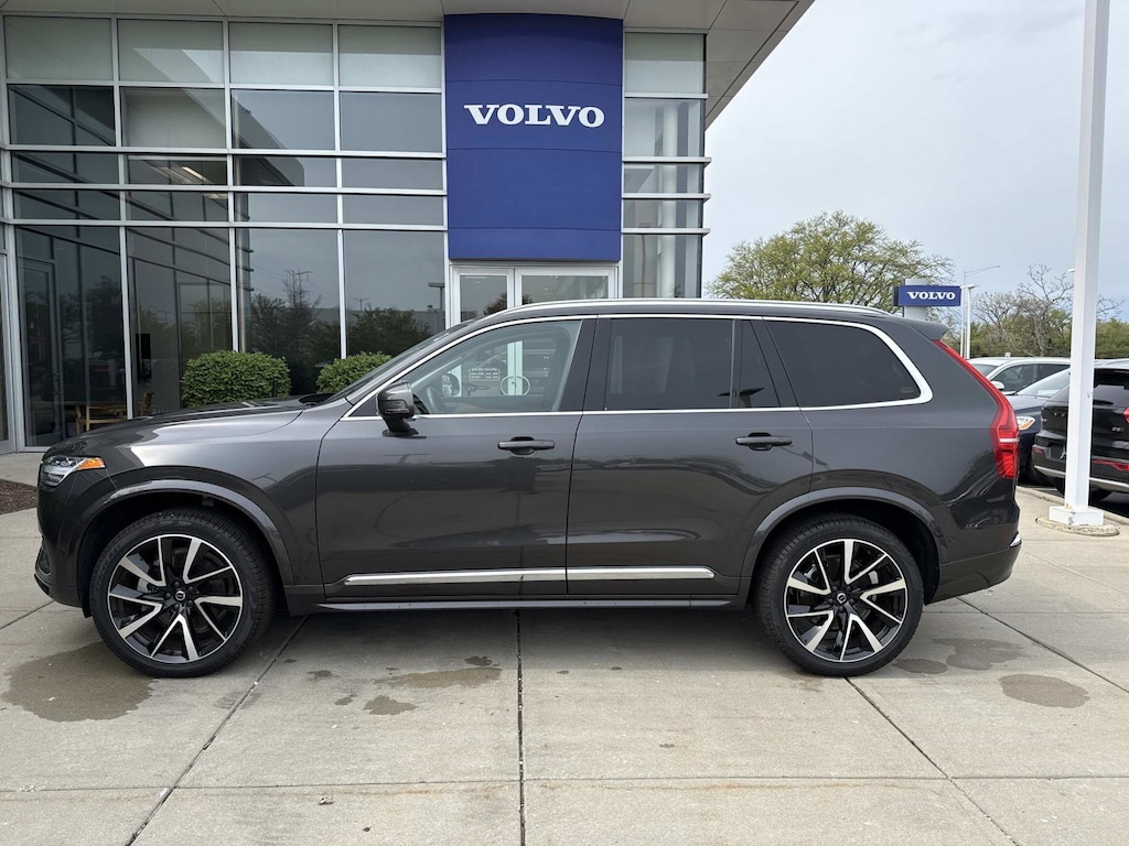 Certified 2025 Volvo XC90 B6 Plus 7-Seater SUV