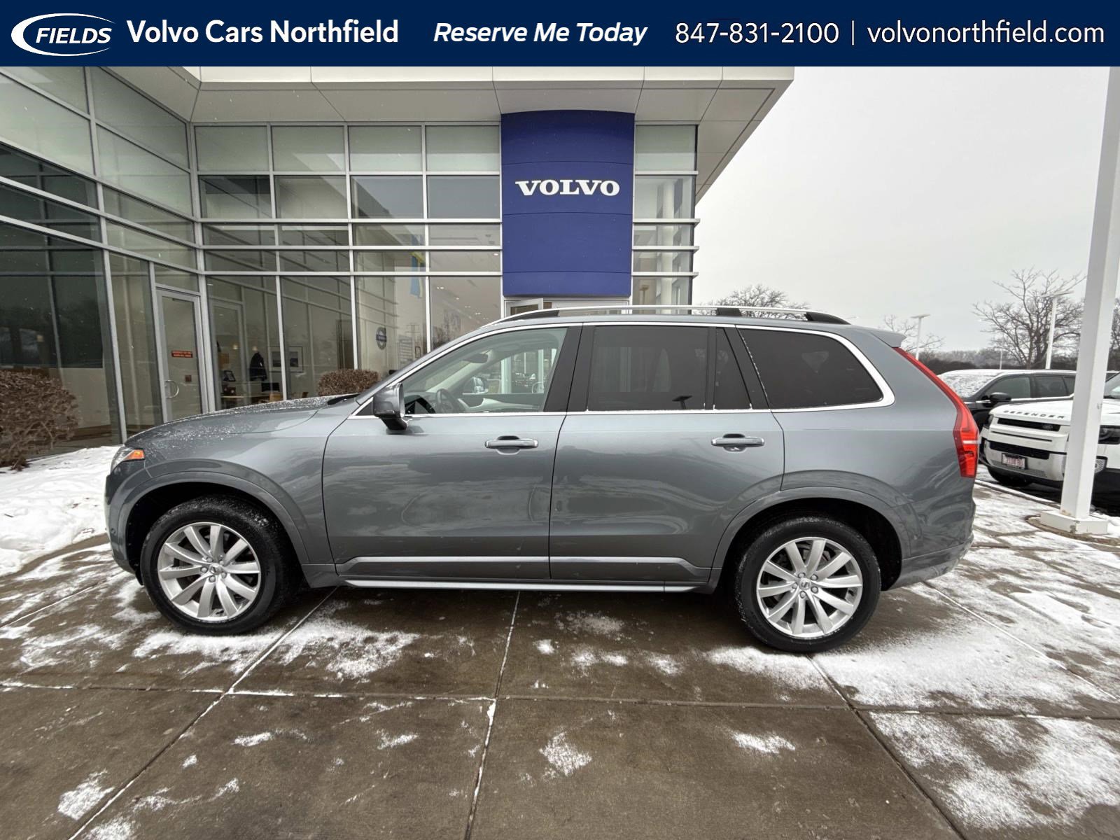 Used 2018 Volvo XC90 Momentum with VIN YV4102PK0J1346971 for sale in Northfield, IL