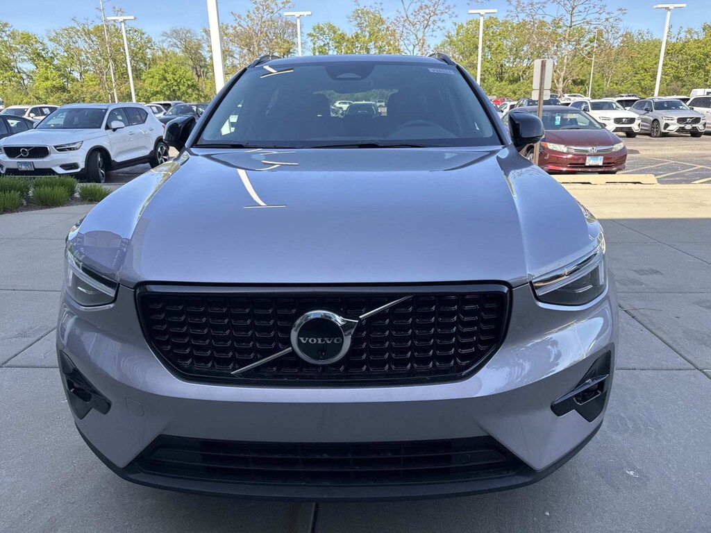 New 2026 Volvo XC40 B5 Plus SUV