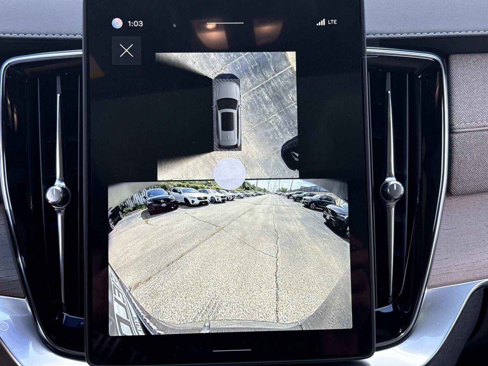 2026 Volvo XC90 Plus - Photo 27