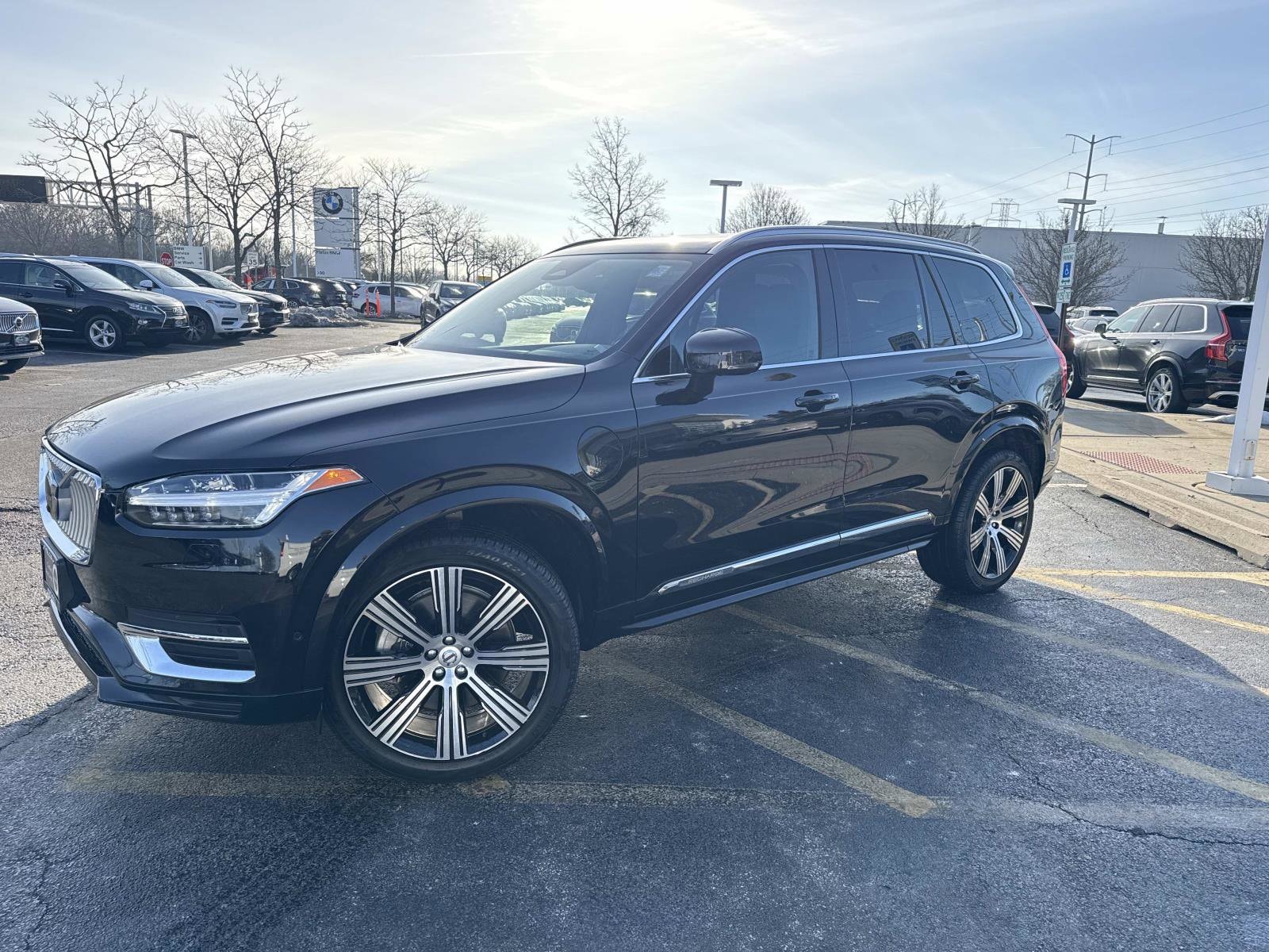 2024 Volvo XC90 Plus's photo