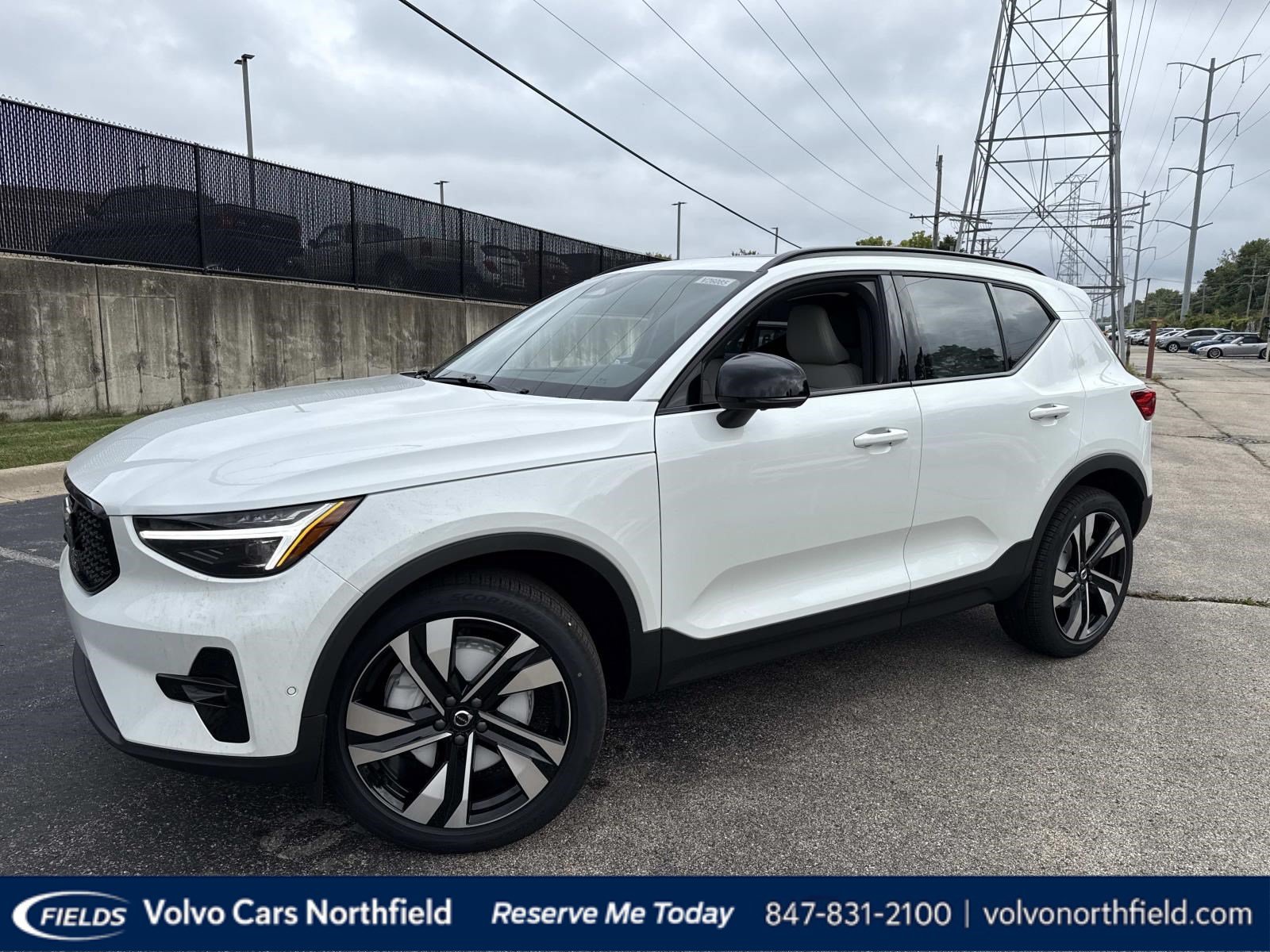 2026 Volvo XC40