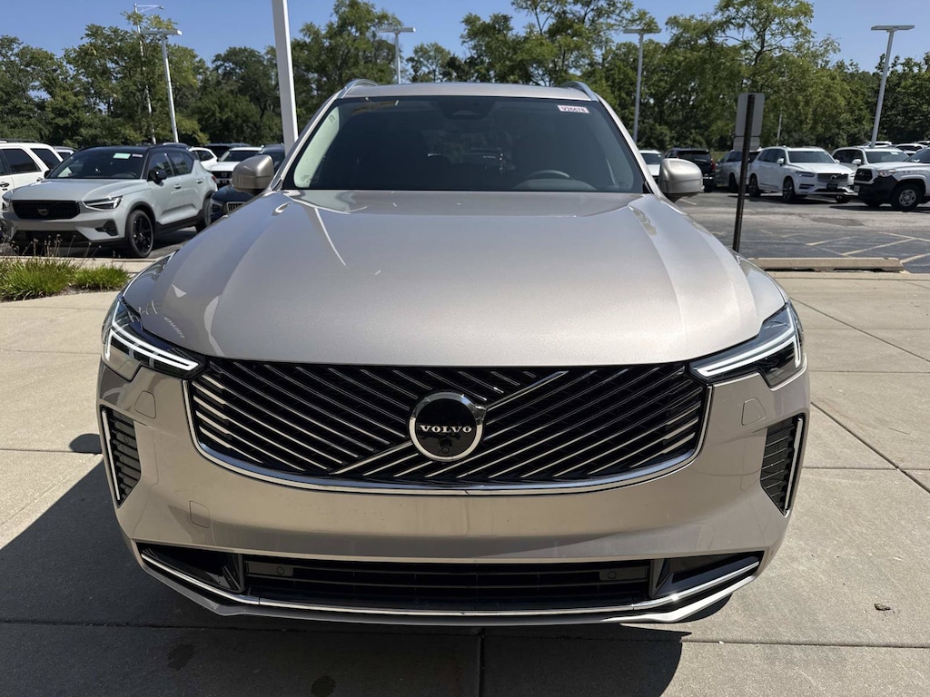 New 2026 Volvo XC90 plug-in hybrid T8 Plus 7-Seater SUV