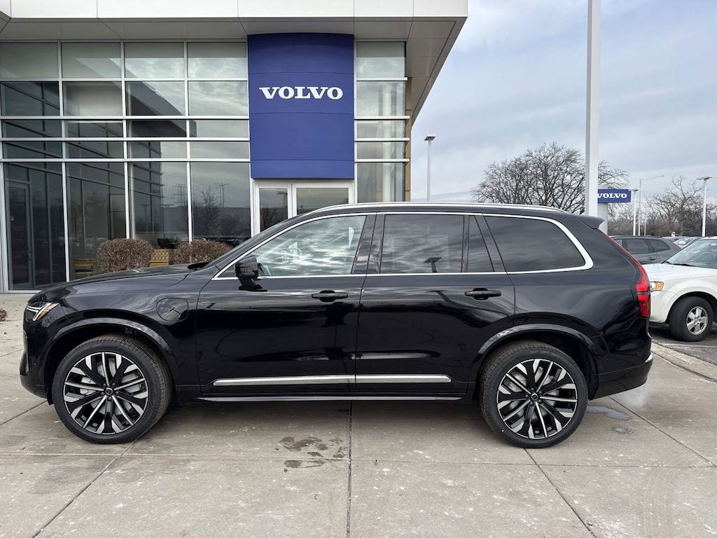 New 2026 Volvo XC90 plug-in hybrid T8 Ultra 7-Seater SUV