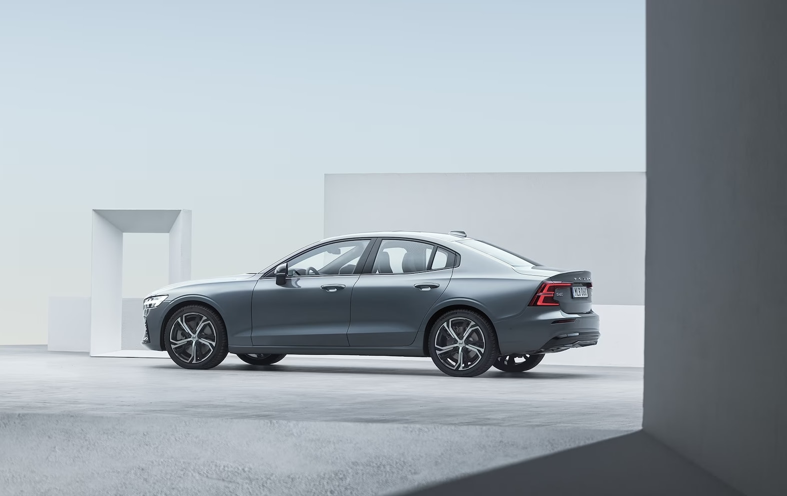 Explore the Exciting 2024 Volvo S60 Sedan