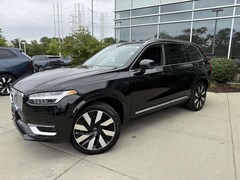 2023 Volvo XC90 Recharge Plug-In Hybrid Ultimate SUV
