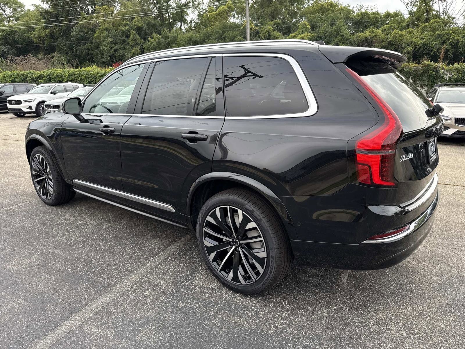 2026 Volvo XC90 Plus - Photo 7