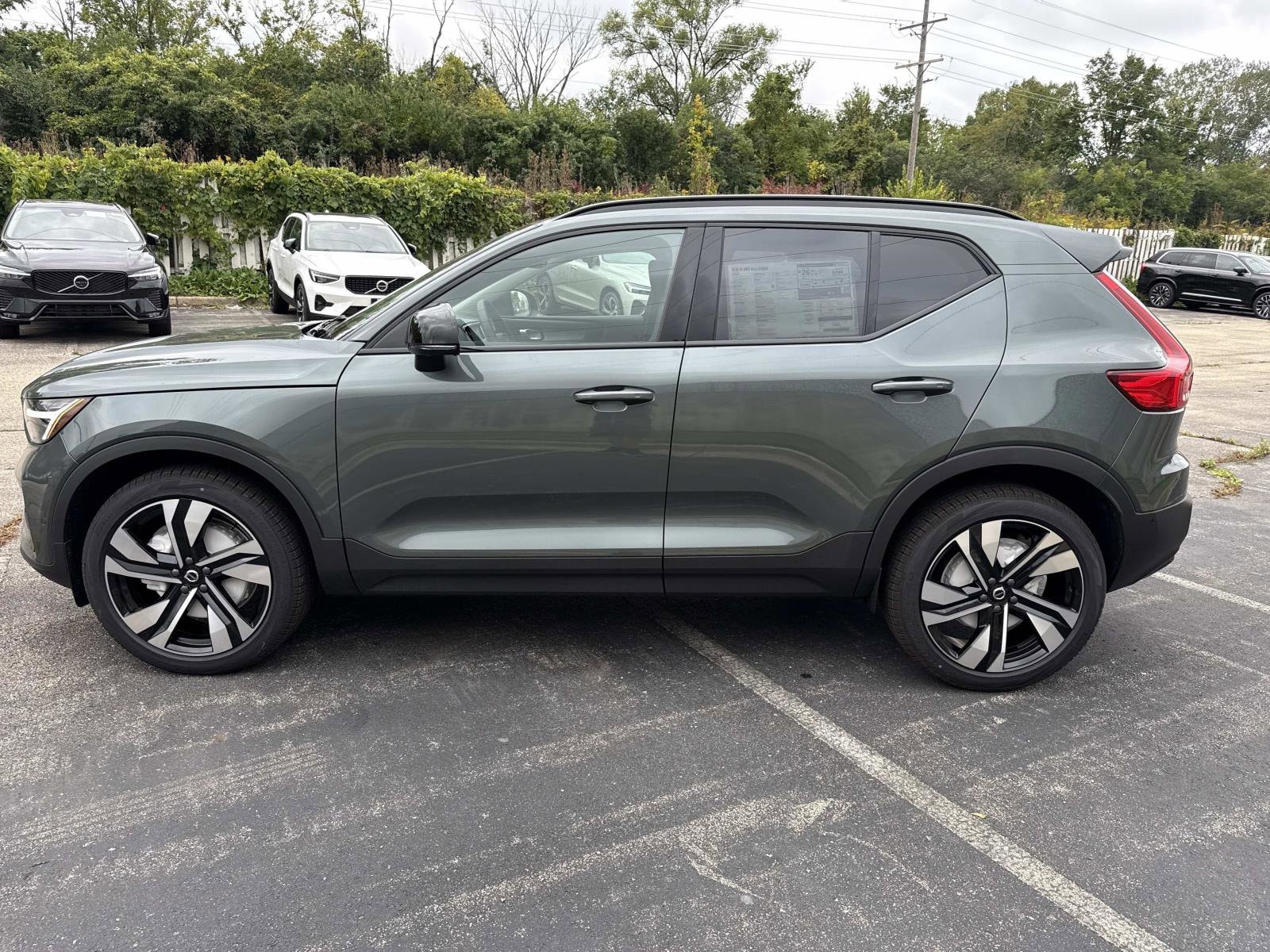 2026 Volvo XC40 Ultra - Photo 8
