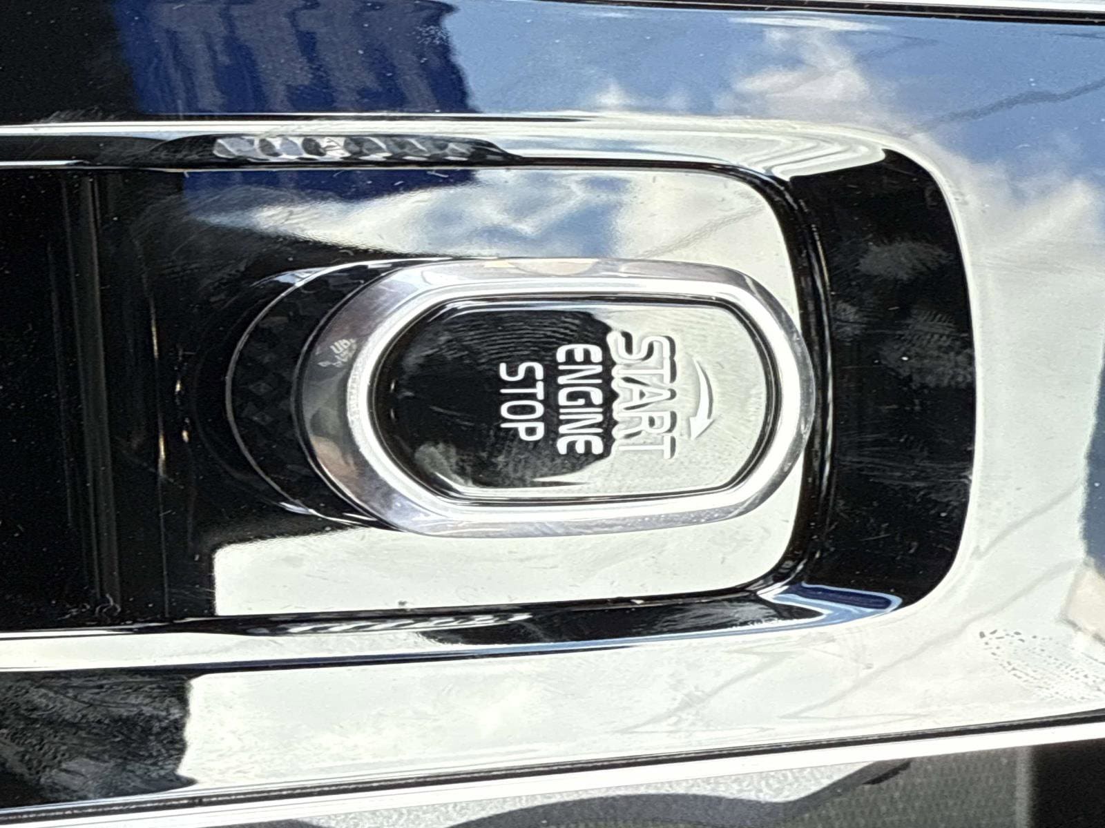 2026 Volvo XC90 Plus - Photo 31