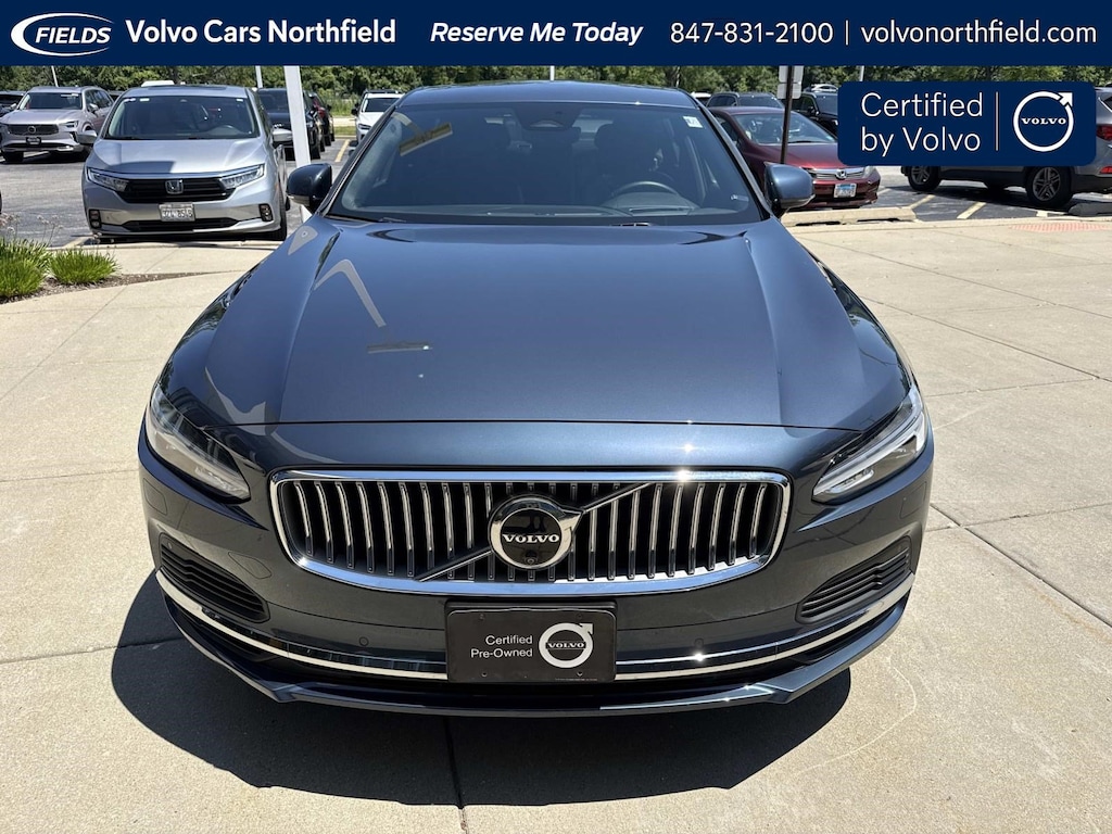 Certified 2024 Volvo S90 plug-in hybrid Ultimate Sedan