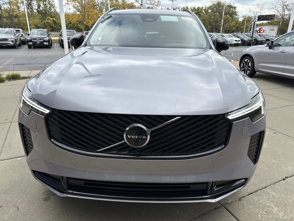 New 2026 Volvo XC90 B6 Ultra Dark Theme 7-Seater SUV