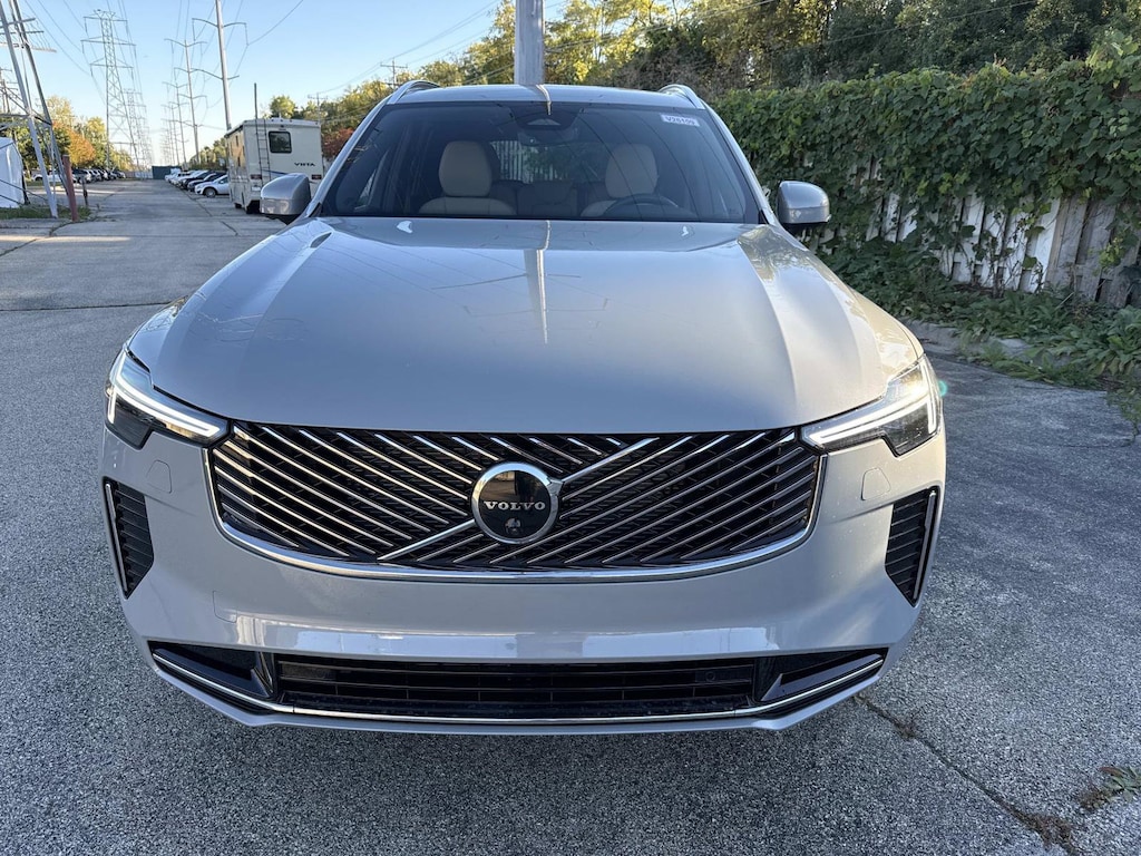 New 2026 Volvo XC90 B6 Plus 7-Seater SUV