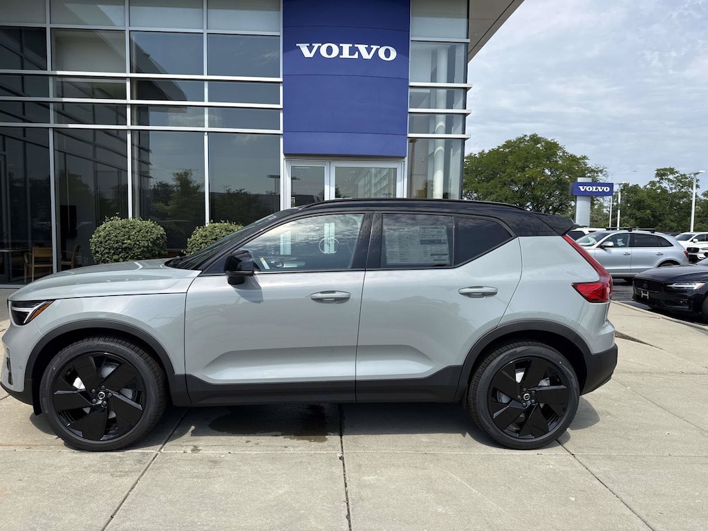 New 2027 Volvo XC90 Plus SUV