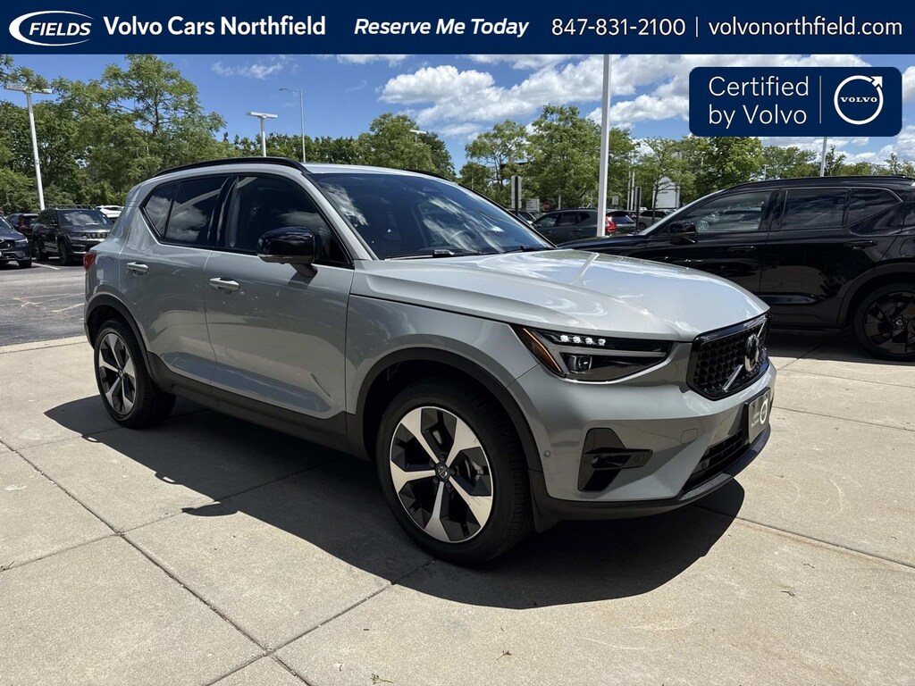 Used 2024 Volvo XC40 B5 Plus Dark Theme SUV