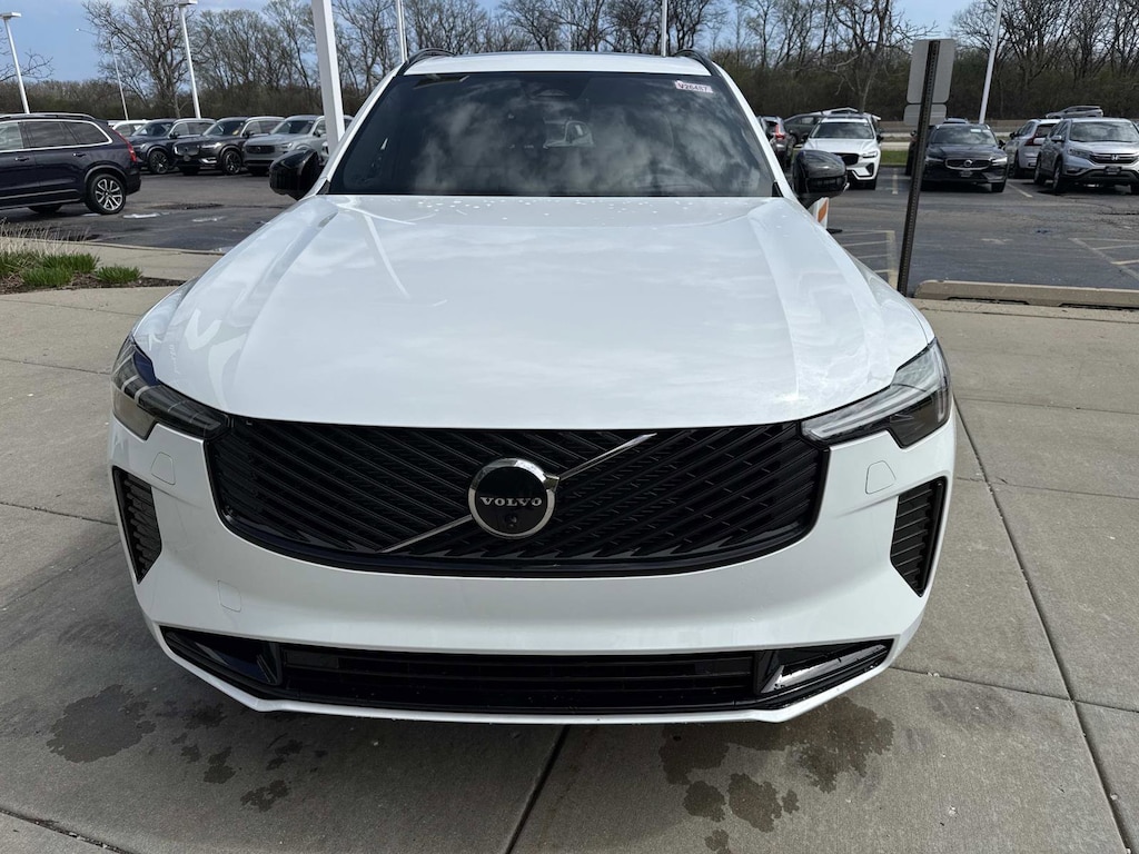 New 2026 Volvo XC90 plug-in hybrid T8 Ultra Dark Theme 7-Seater SUV