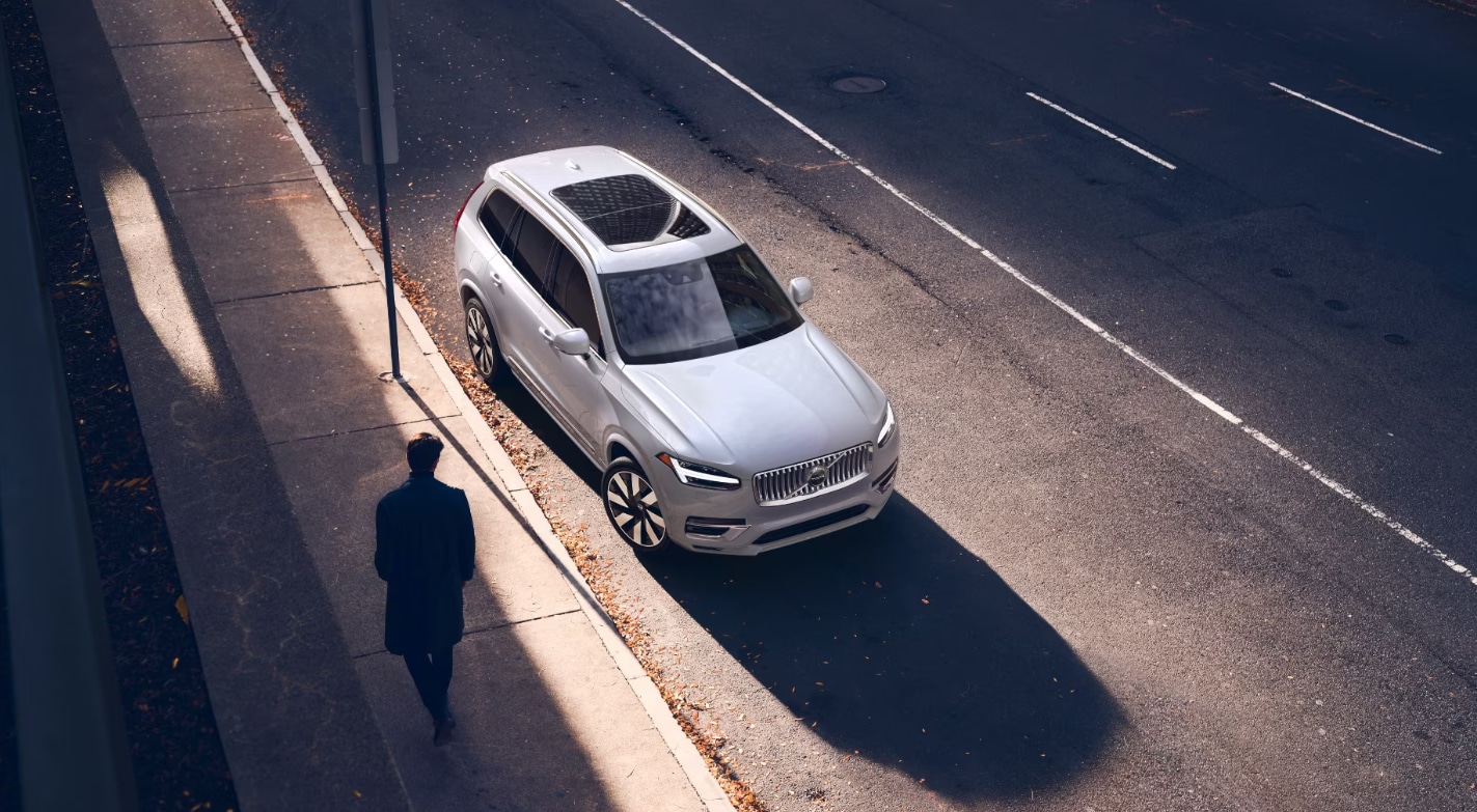 2025 Volvo XC90 Recharge Hybrid SUV Volvo dealership