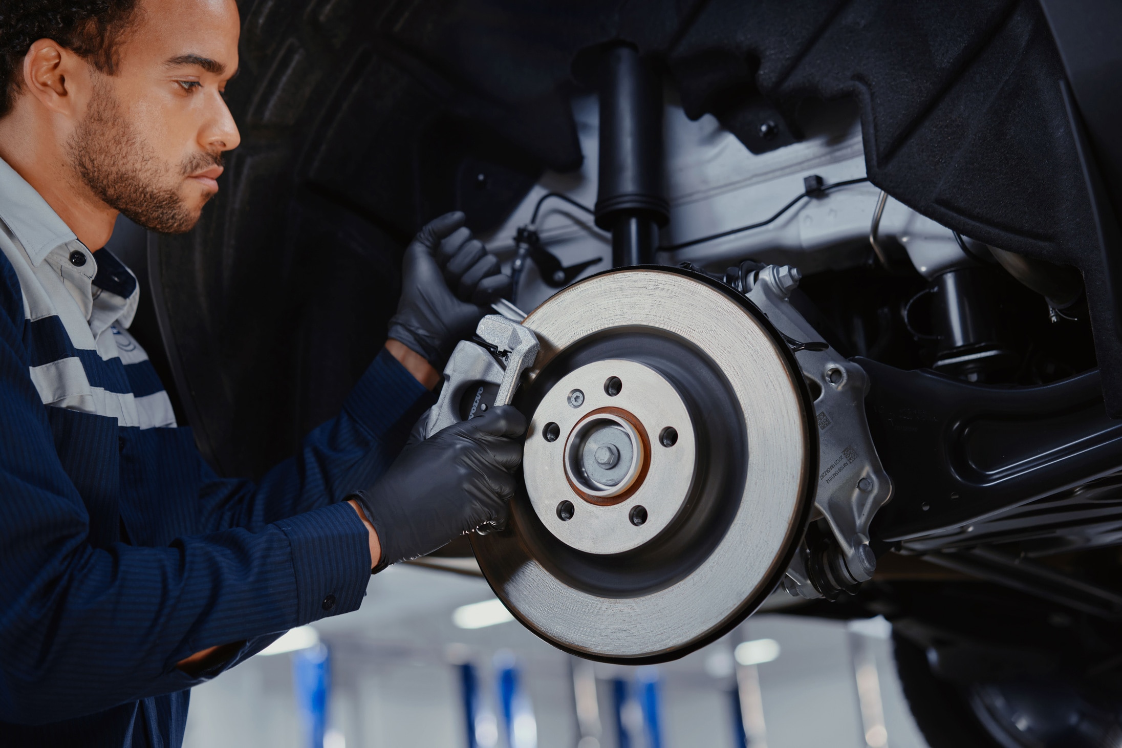Volvo_Service_Brake_2.jpg