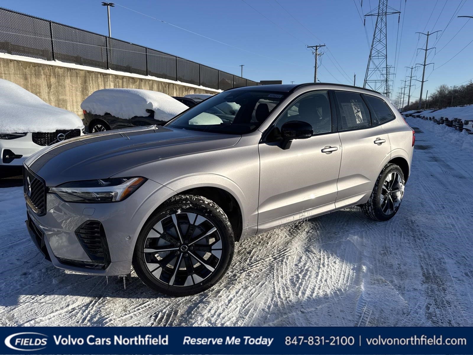 2026 Volvo XC60 Plus's photo