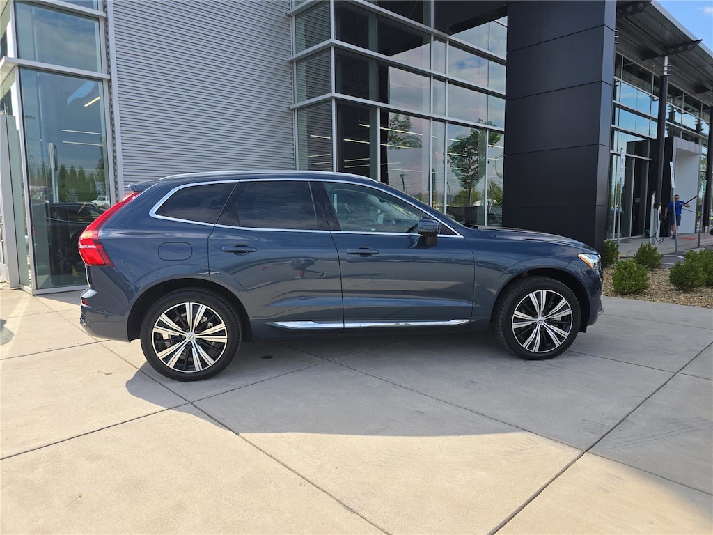 Certified 2023 Volvo XC60 Recharge Plug-In Hybrid T8 Plus Bright Theme SUV