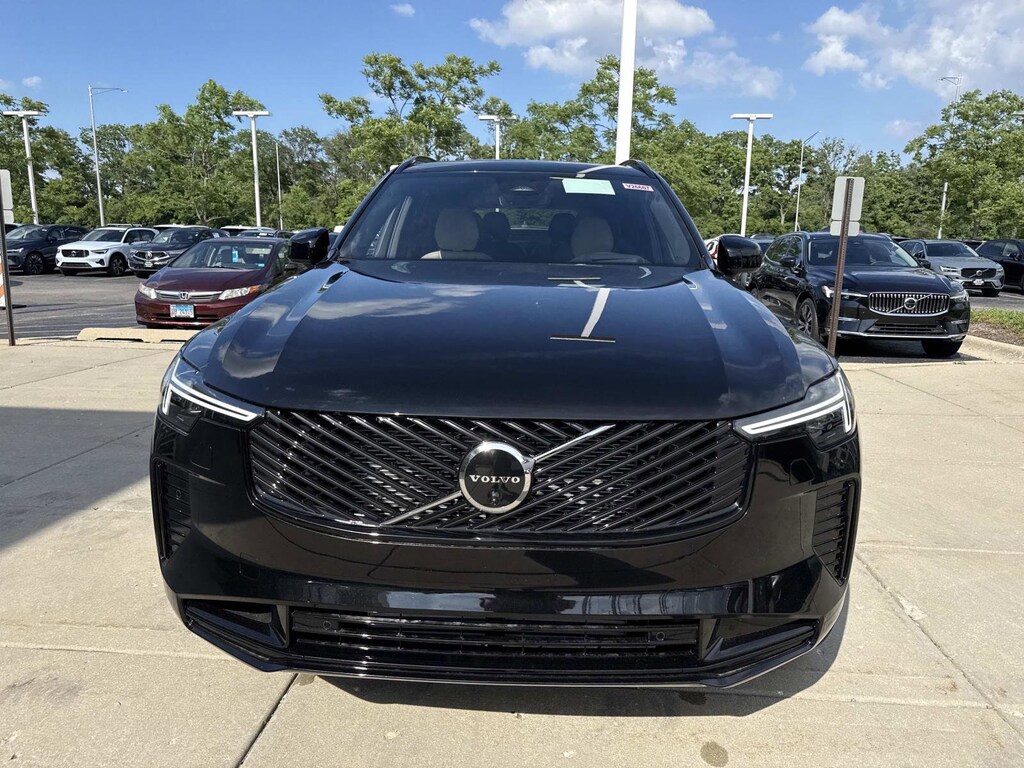 New 2026 Volvo XC90 plug-in hybrid T8 Ultra Dark Theme 6-Seater SUV