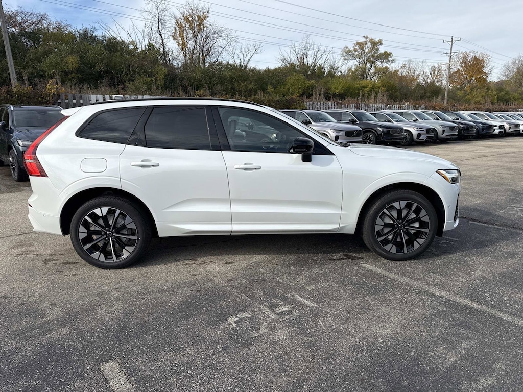 New 2026 Volvo XC60 B5 Plus SUV