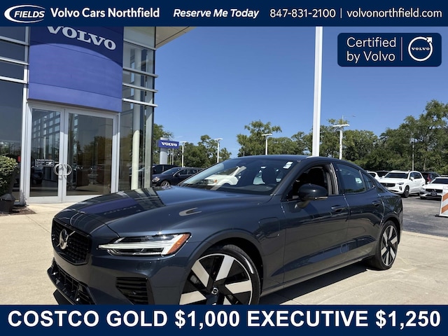 2024 Volvo S60 plug-in hybrid T8 Plus Dark Theme Sedan