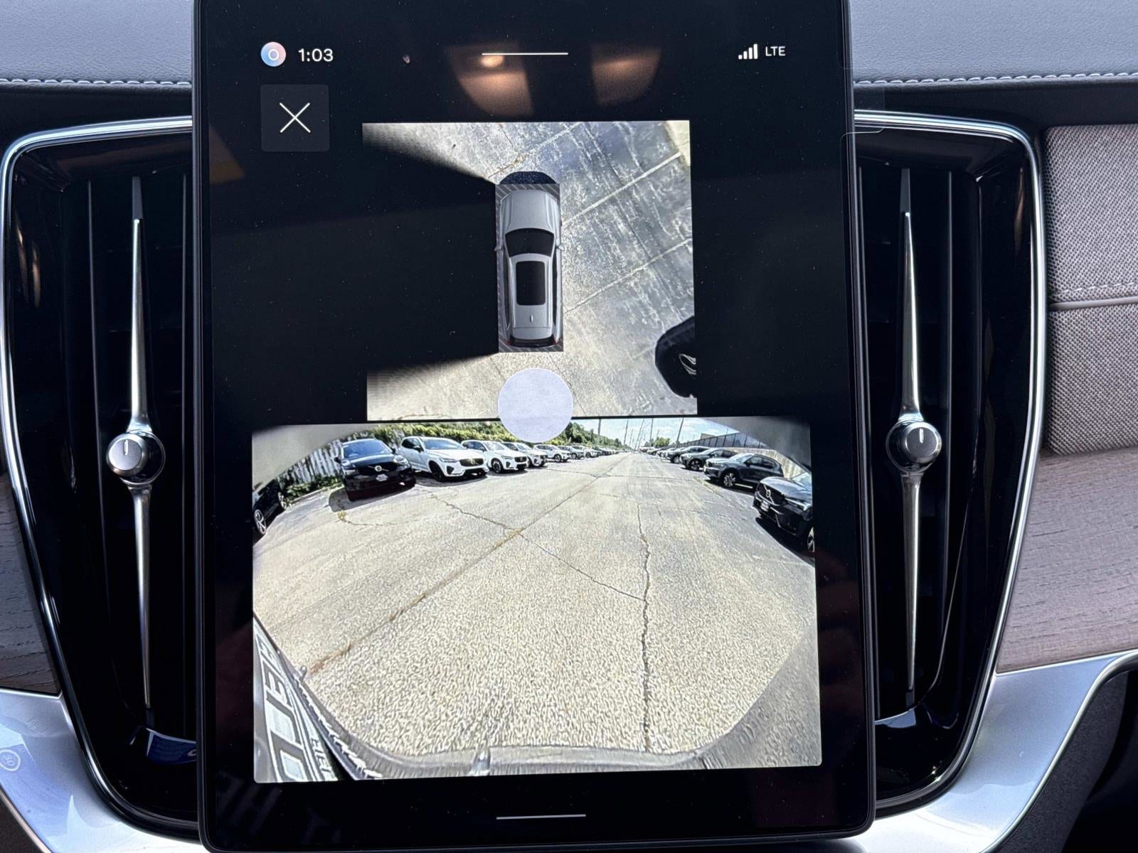 2026 Volvo XC90 Plus - Photo 27