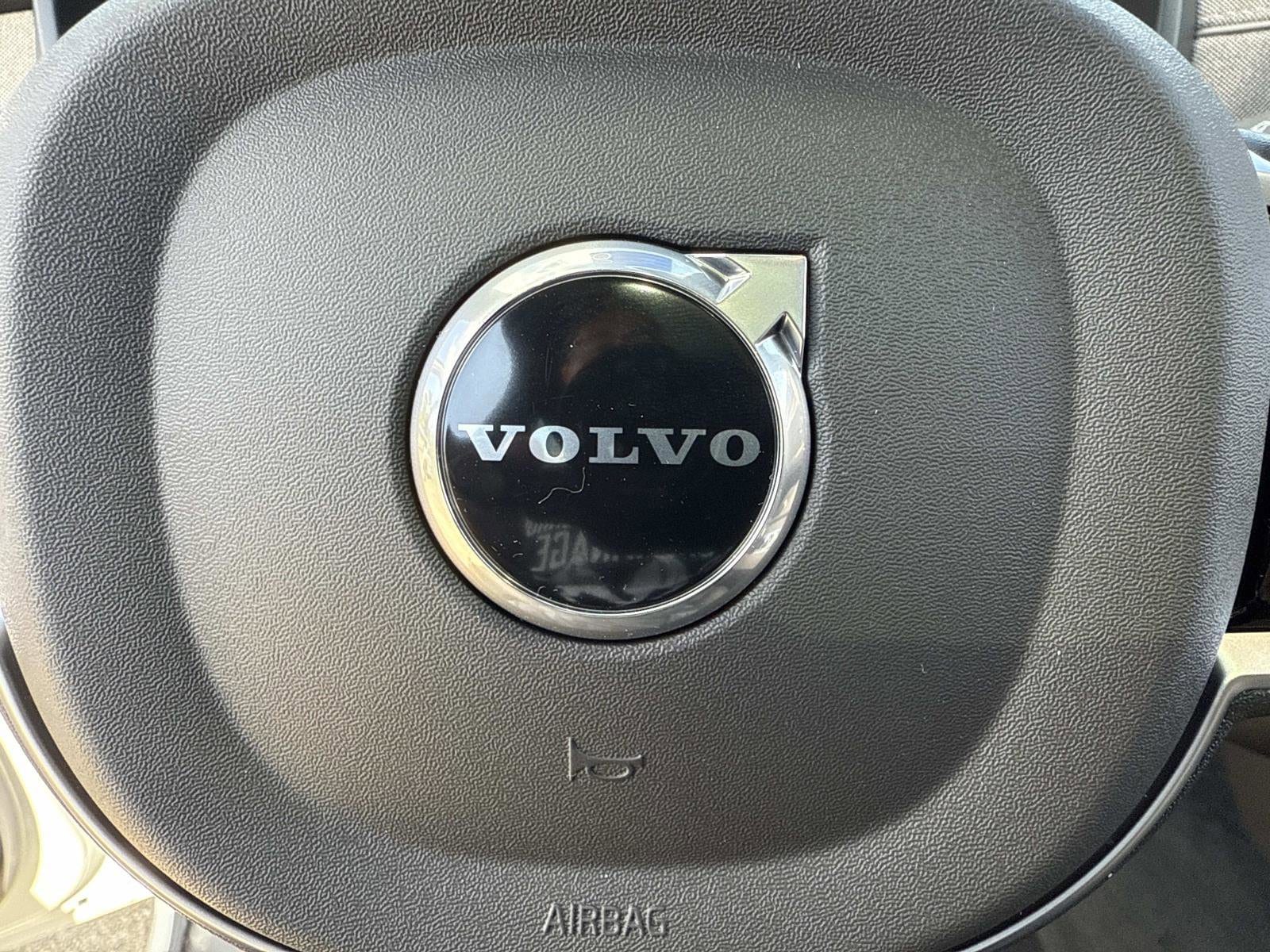 2026 Volvo XC90 Ultra - Photo 35