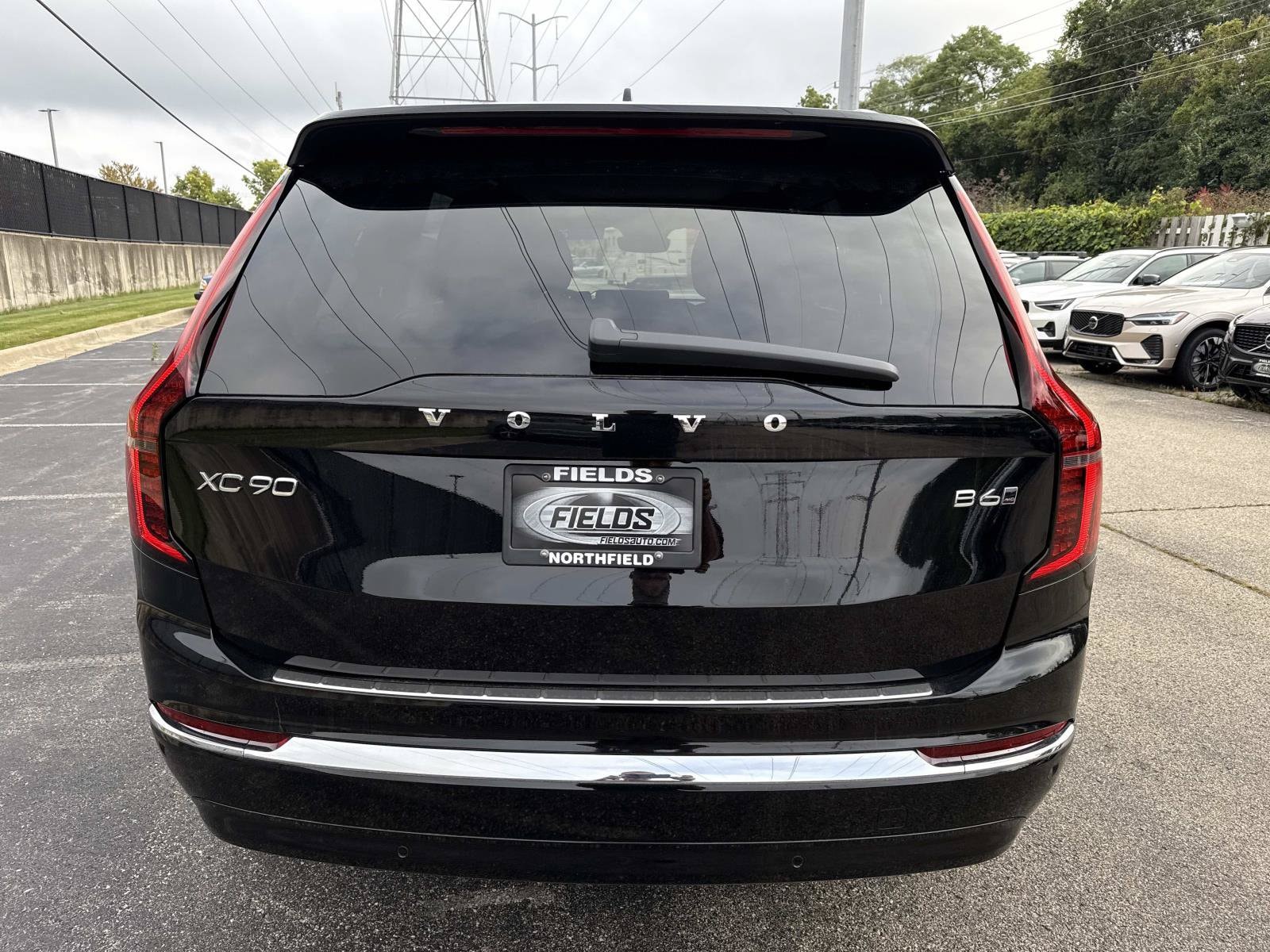 2026 Volvo XC90 Plus - Photo 6