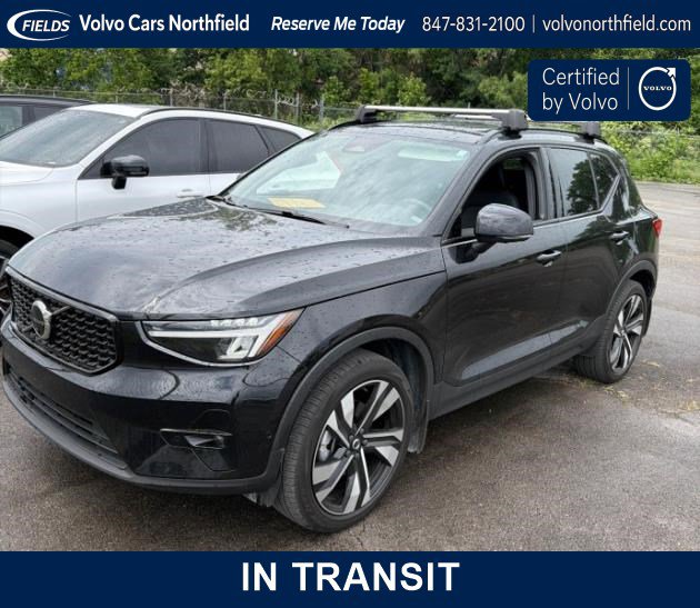 2023 Volvo XC40 B5 Plus Dark AWD's photo