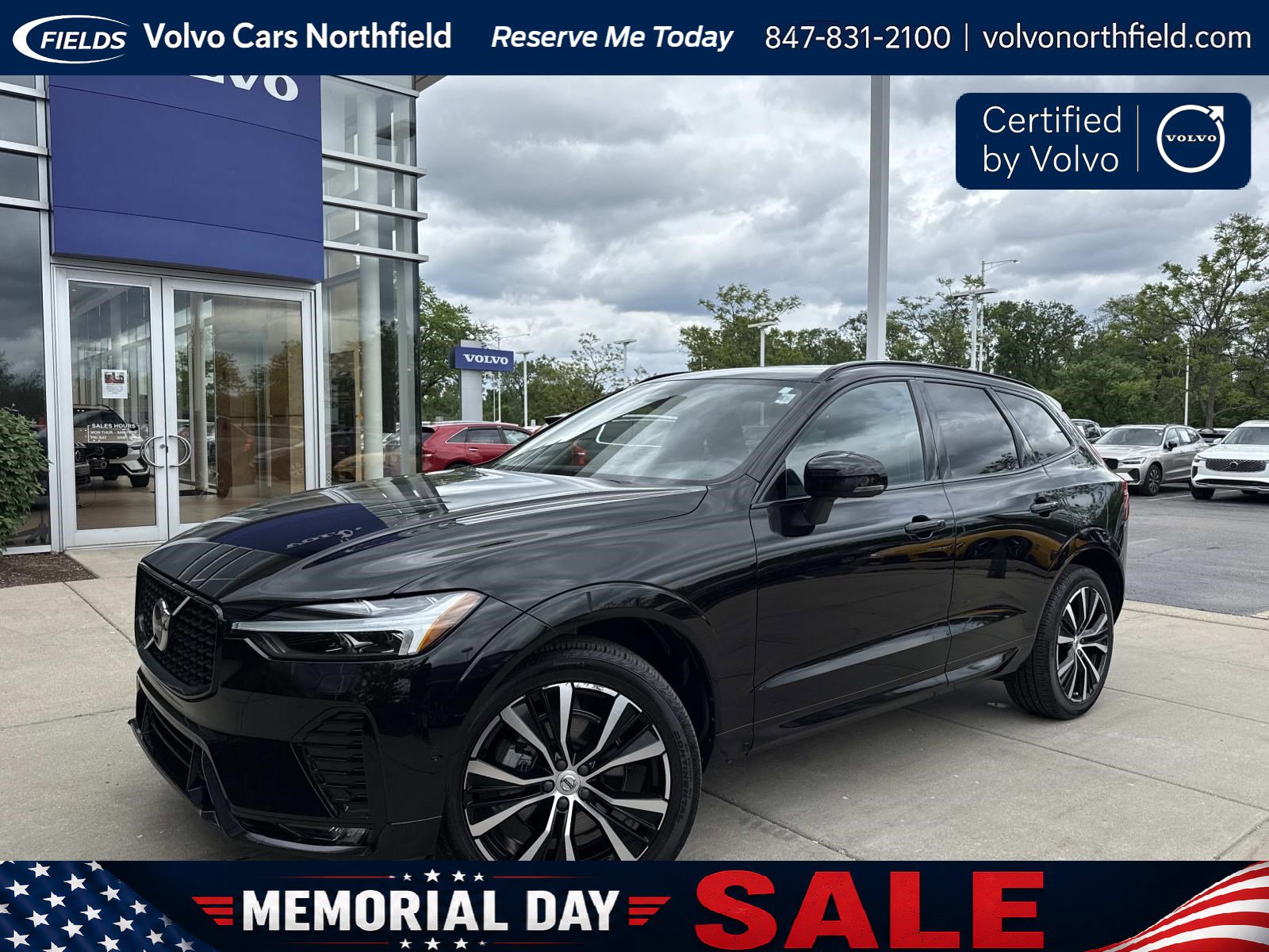 2024 Volvo XC60 B5 Plus Dark Theme AWD's photo
