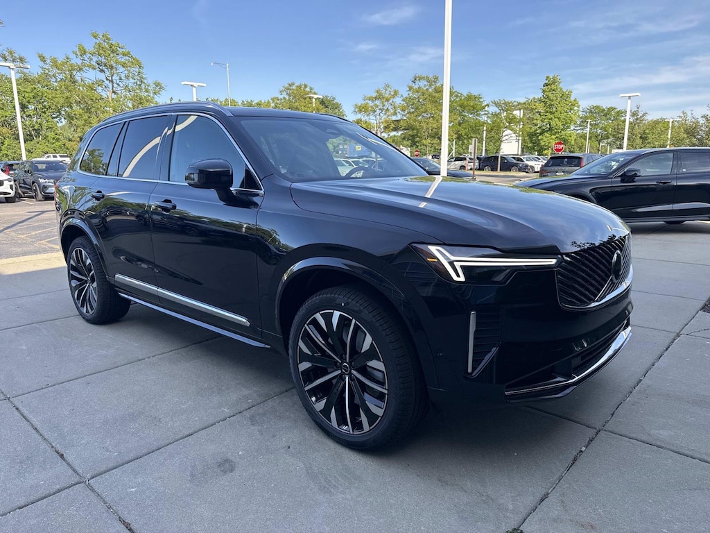 New 2026 Volvo XC90 plug-in hybrid T8 Plus 7-Seater SUV