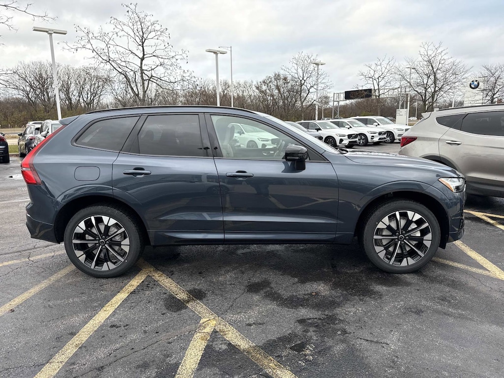 New 2026 Volvo XC60 B5 Plus SUV