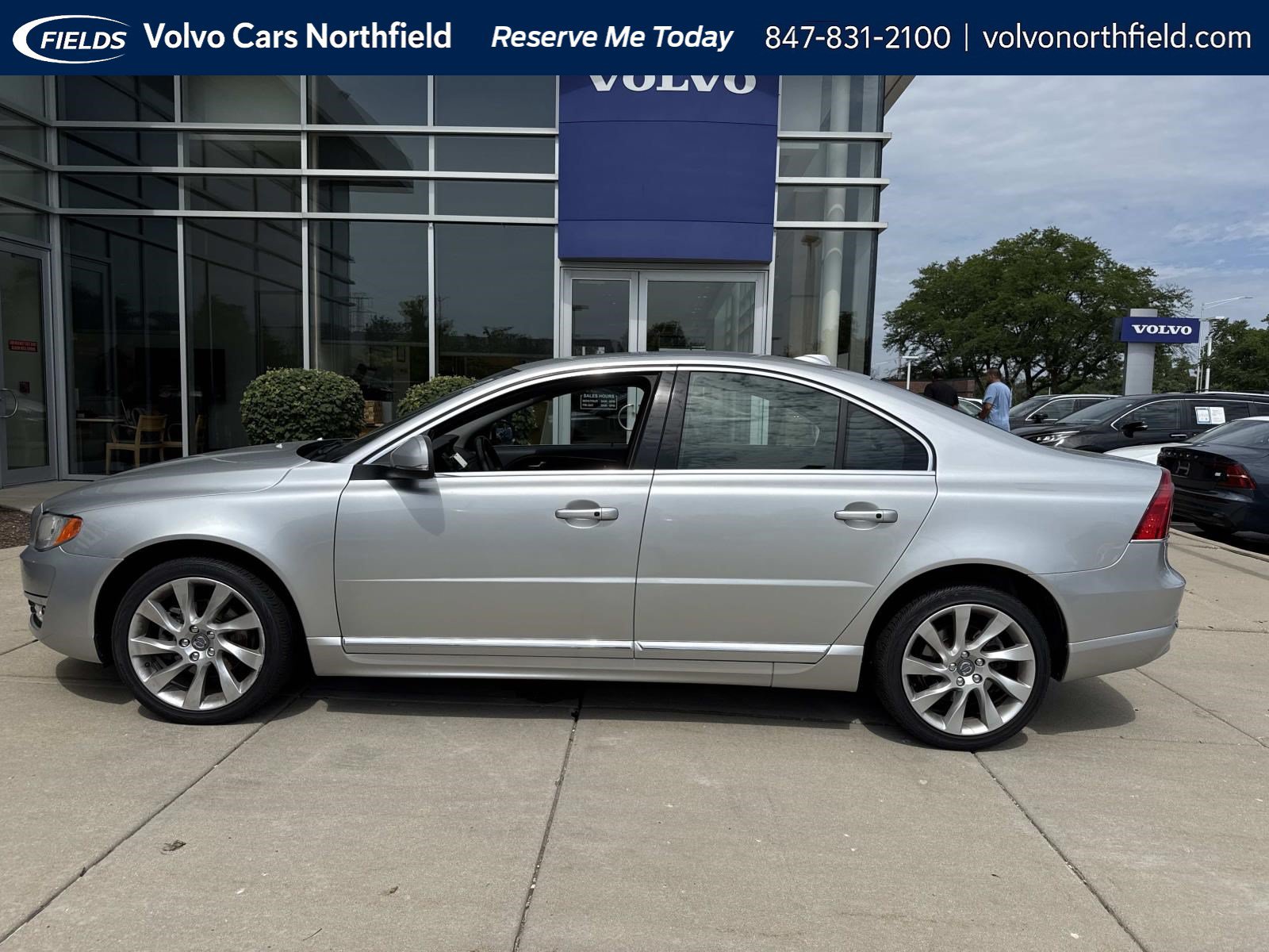 Used 2016 Volvo S80 Base with VIN YV140MAK9G1197192 for sale in Northfield, IL