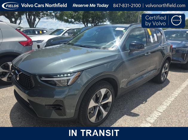 2026 Volvo XC40 B5 Plus Dark AWD's photo