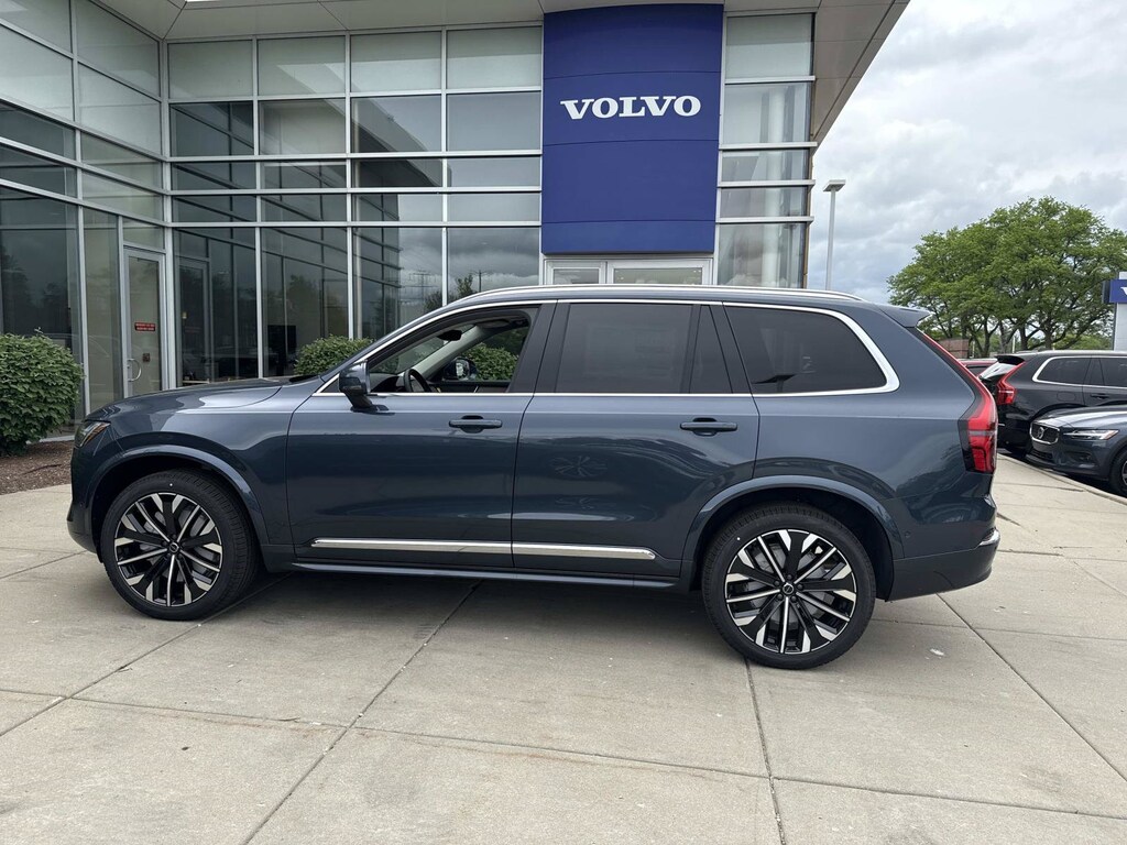 New 2026 Volvo XC90 B6 Plus 7-Seater SUV