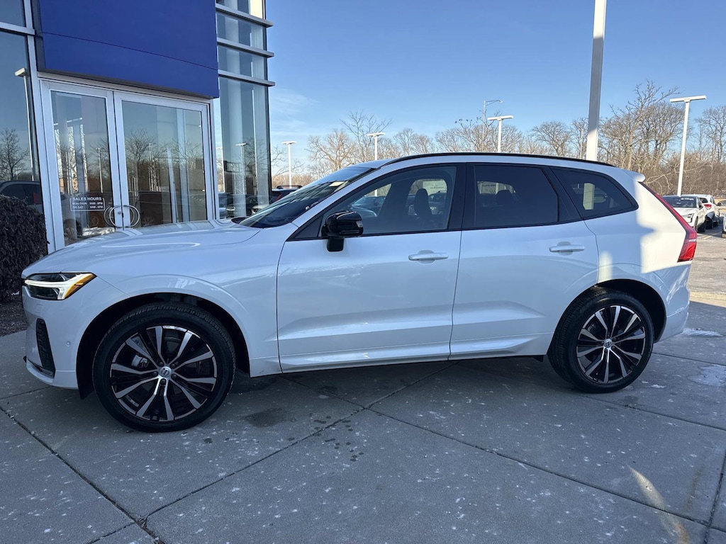 Certified 2024 Volvo XC60 B5 Plus Dark Theme SUV